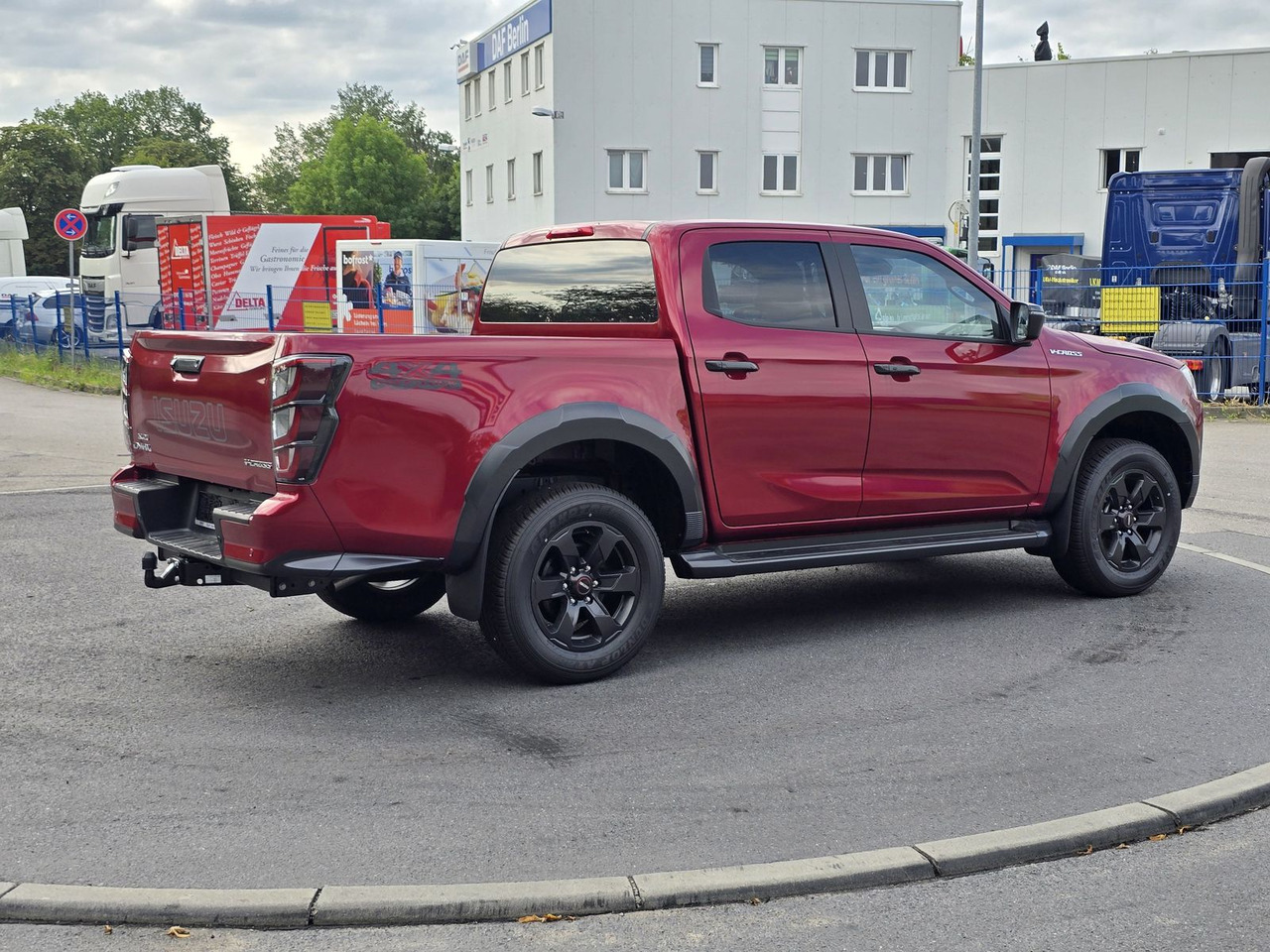 Isuzu D-Max V-Cross im Vorlauf 25er Modell - SUV: picture 5 Isuzu D-Max V-Cross im Vorlauf 25er Modell - SUV: picture 5