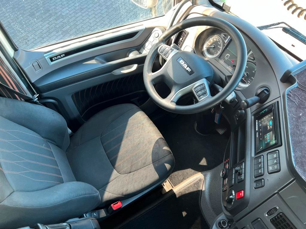 DAF XF 480 FT SSC Retarder Standklima new Tyres - Tractor unit: picture 5 DAF XF 480 FT SSC Retarder Standklima new Tyres - Tractor unit: picture 5