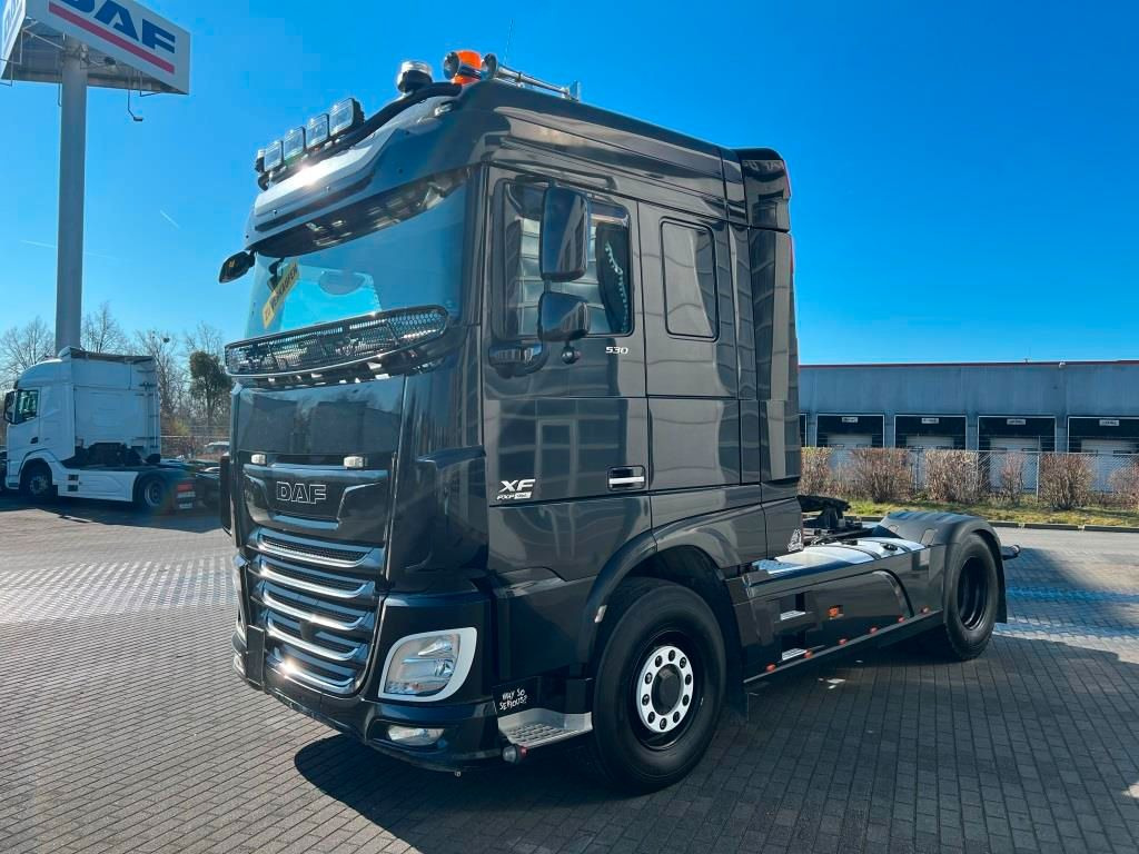 DAF XF 530 FT SC 4x4 PXP Intarder Kipphydraulik - Tractor unit: picture 2 DAF XF 530 FT SC 4x4 PXP Intarder Kipphydraulik - Tractor unit: picture 2