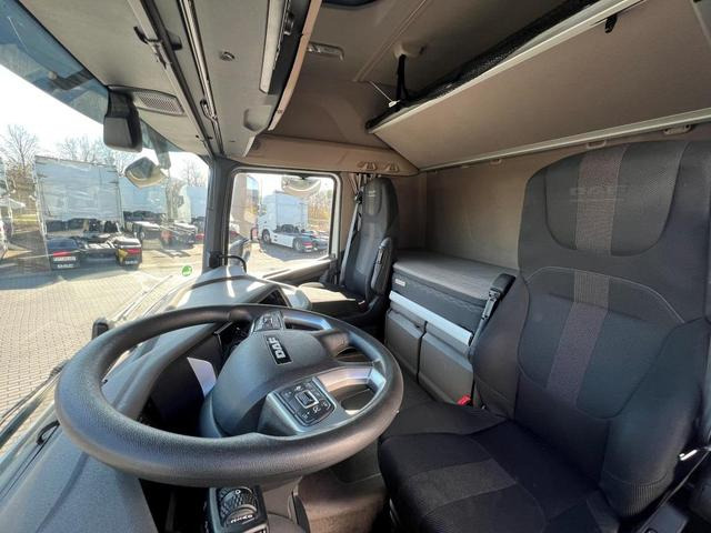 DAF XFn 480 FT Intarder 2xTank 1.105 L Vollspoiler - Tractor unit: picture 3 DAF XFn 480 FT Intarder 2xTank 1.105 L Vollspoiler - Tractor unit: picture 3