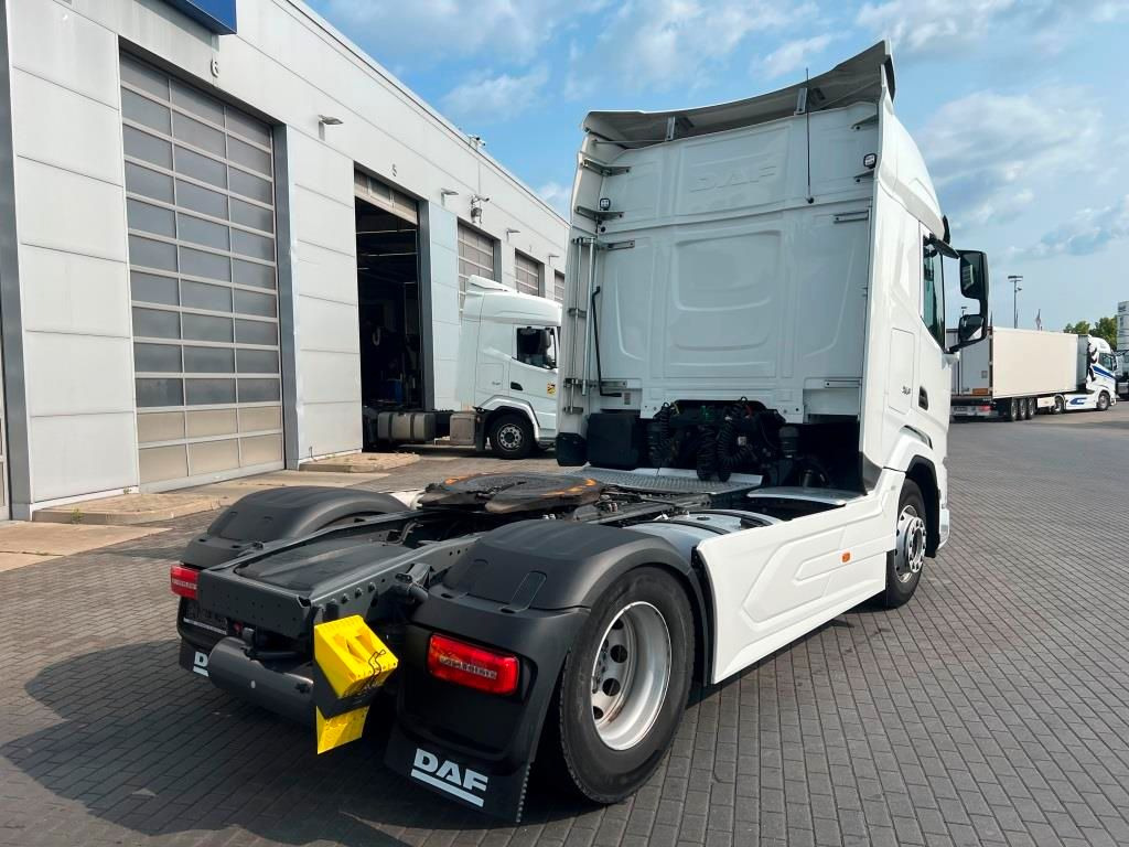 DAF XFn 480 FT Intarder 2xTank 1.105 L Vollspoiler - Tractor unit: picture 4 DAF XFn 480 FT Intarder 2xTank 1.105 L Vollspoiler - Tractor unit: picture 4