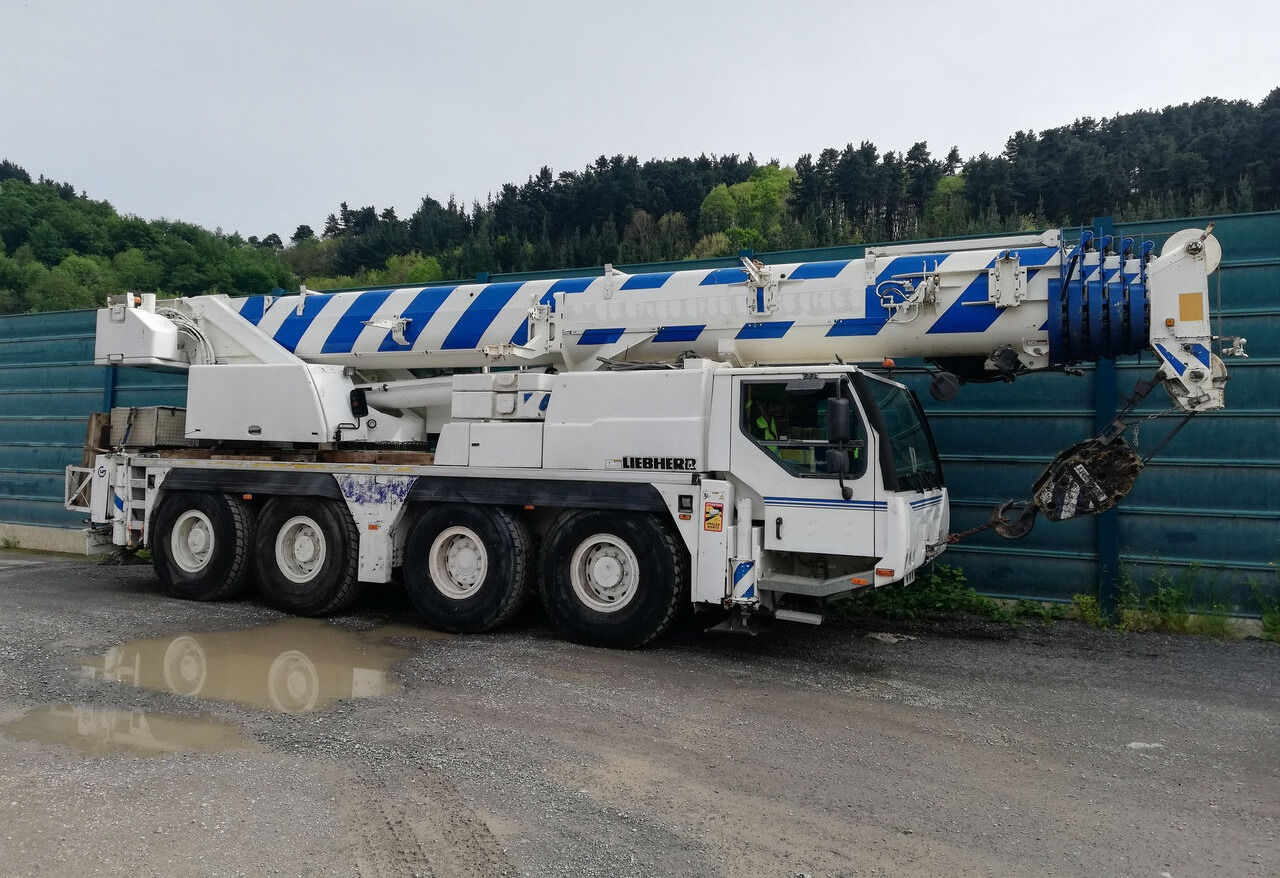 Liebherr LTM 1070 4.2 - Mobile crane: picture 3 Liebherr LTM 1070 4.2 - Mobile crane: picture 3