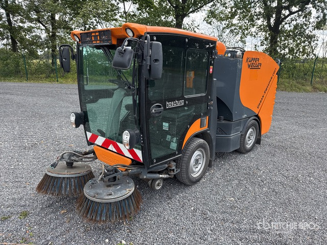2016 Boschung S2 Urban Sweeper Truck - Road sweeper: picture 1 2016 Boschung S2 Urban Sweeper Truck - Road sweeper: picture 1