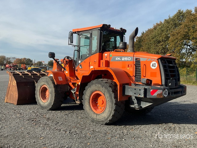 2016 Doosan DL250-3 Wheel Loader - Wheel loader: picture 4 2016 Doosan DL250-3 Wheel Loader - Wheel loader: picture 4