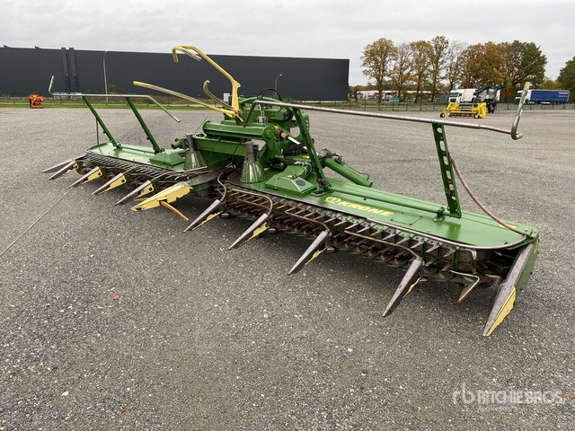 2017 Krone Easy Collect 750-2 FP Combine Header - Forage harvester attachment: picture 1 2017 Krone Easy Collect 750-2 FP Combine Header - Forage harvester attachment: picture 1