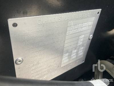 CASE IH FARMALL 75C (Unused) - Farm tractor: picture 5 CASE IH FARMALL 75C (Unused) - Farm tractor: picture 5