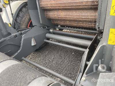 Round baler CLAAS ROLLANT 454: picture 25