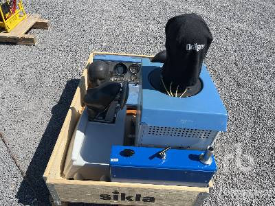 DRAEGER Quantity of (4) Respiratory Mas ... - Tool/ Equipment: picture 5 DRAEGER Quantity of (4) Respiratory Mas ... - Tool/ Equipment: picture 5