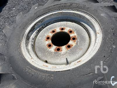 GOODYEAR 16.0/70-20 Quantity of (2) - Wheel and tire package: picture 4 GOODYEAR 16.0/70-20 Quantity of (2) - Wheel and tire package: picture 4