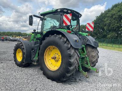 JOHN DEERE 6215R - Farm tractor: picture 2 JOHN DEERE 6215R - Farm tractor: picture 2