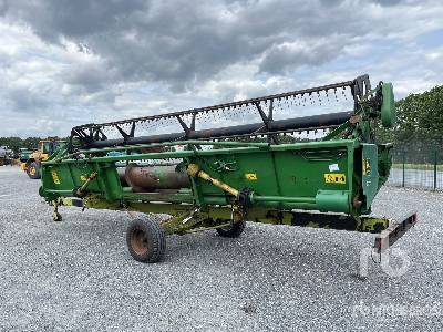 JOHN DEERE 922 - Grain header: picture 2 JOHN DEERE 922 - Grain header: picture 2