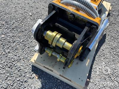 SOLMEK HM-300 (Unused) - Hydraulic hammer: picture 4 SOLMEK HM-300 (Unused) - Hydraulic hammer: picture 4