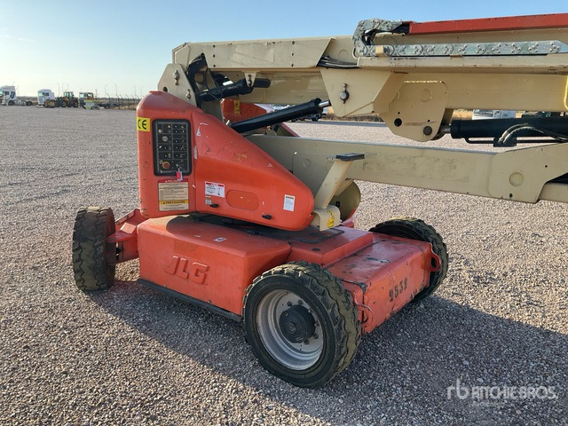 2005 JLG E450AJ 2WD Electric (Inoperable) Articulating Boom Lift - Articulated boom: picture 4 2005 JLG E450AJ 2WD Electric (Inoperable) Articulating Boom Lift - Articulated boom: picture 4