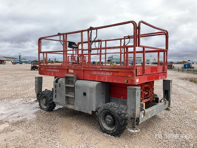2006 Haulotte H12SX 4x4 Diesel Scissor Lift - Scissor lift: picture 3 2006 Haulotte H12SX 4x4 Diesel Scissor Lift - Scissor lift: picture 3