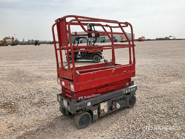 2006 Haulotte Optimum 8 Electric (Inoperable) Scissor Lift - Scissor lift: picture 3 2006 Haulotte Optimum 8 Electric (Inoperable) Scissor Lift - Scissor lift: picture 3