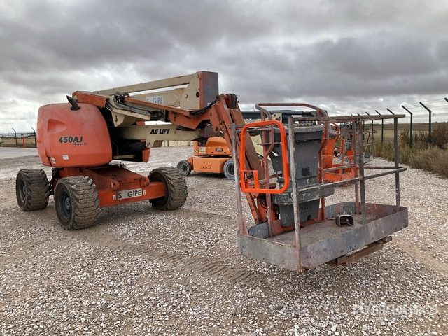 2007 JLG 450AJ 4WD Diesel Articulating Boom Lift - Articulated boom: picture 4 2007 JLG 450AJ 4WD Diesel Articulating Boom Lift - Articulated boom: picture 4