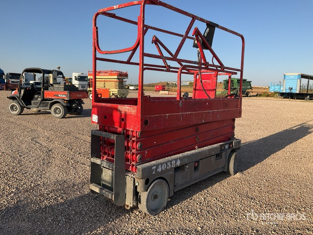 2008 Haulotte Compact 10N Electric (Inoperable) Scissor Lift - Scissor lift: picture 1 2008 Haulotte Compact 10N Electric (Inoperable) Scissor Lift - Scissor lift: picture 1
