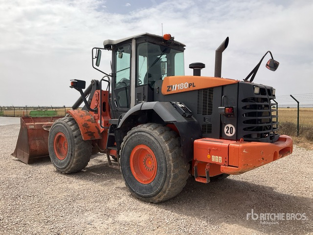 2011 Hitachi ZW180PL Wheel Loader - Wheel loader: picture 3 2011 Hitachi ZW180PL Wheel Loader - Wheel loader: picture 3
