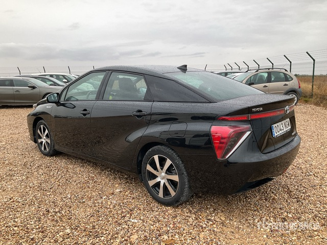 2020 Toyota Mirai Hybrid Automobile - Car: picture 2 2020 Toyota Mirai Hybrid Automobile - Car: picture 2