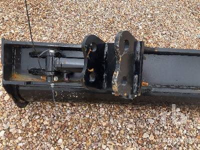 32 IN Tilting (Unused) - Excavator bucket: picture 5 32 IN Tilting (Unused) - Excavator bucket: picture 5