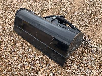 32 IN Tilting (Unused) - Excavator bucket: picture 2 32 IN Tilting (Unused) - Excavator bucket: picture 2
