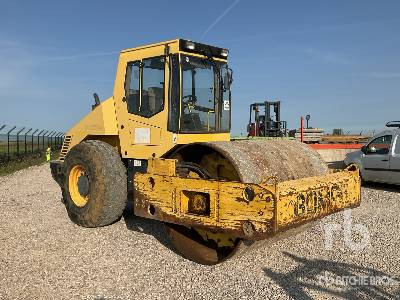 BOMAG BW213D3 - Compactor: picture 4 BOMAG BW213D3 - Compactor: picture 4