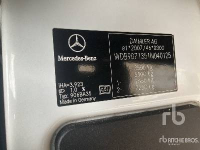 MERCEDES-BENZ SPRINTER 4x2 - Box truck: picture 5 MERCEDES-BENZ SPRINTER 4x2 - Box truck: picture 5