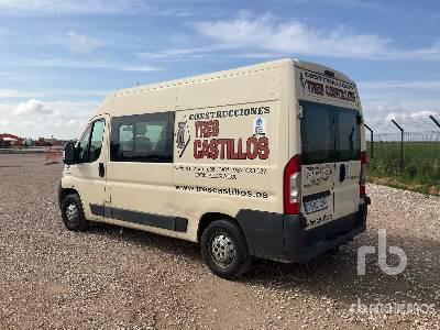 RENAULT BOXER - Box truck: picture 2 RENAULT BOXER - Box truck: picture 2