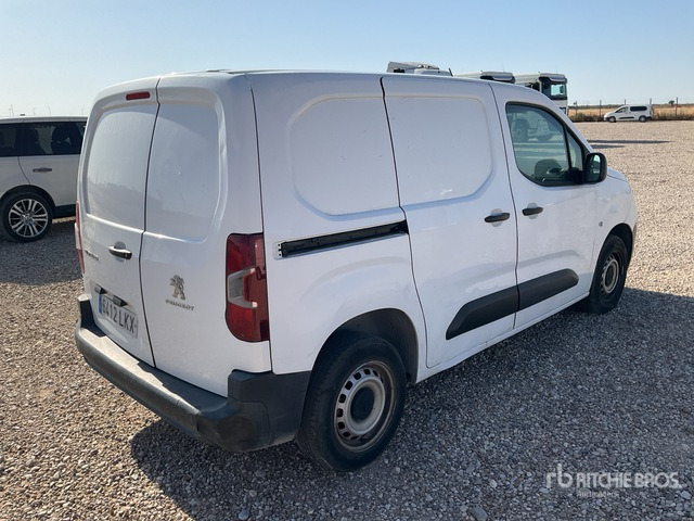 2021 Peugeot Partner Cargo Van - Van: picture 4 2021 Peugeot Partner Cargo Van - Van: picture 4
