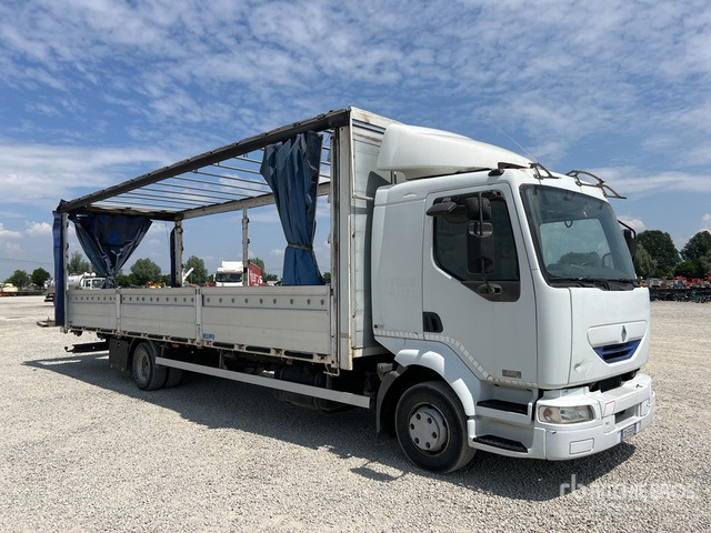 2002 Renault Midlum 4x2 Curtain Side Truck - Flail mower/ Mulcher: picture 4 2002 Renault Midlum 4x2 Curtain Side Truck - Flail mower/ Mulcher: picture 4
