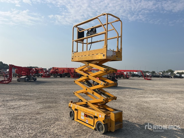 2006 Haulotte Optimum 8 Scissor Lift - Scissor lift: picture 2 2006 Haulotte Optimum 8 Scissor Lift - Scissor lift: picture 2