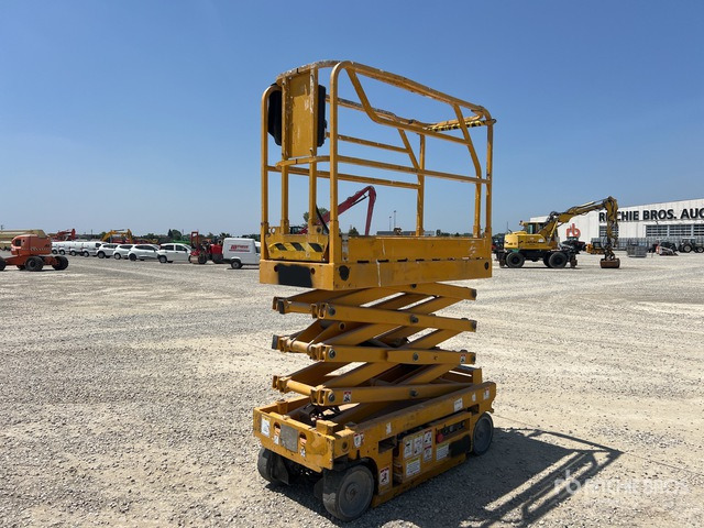 2008 Haulotte Optimum 8 Scissor Lift - Scissor lift: picture 4 2008 Haulotte Optimum 8 Scissor Lift - Scissor lift: picture 4
