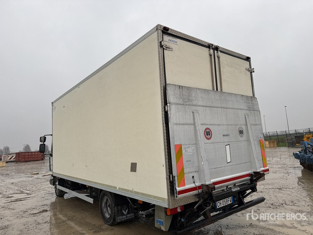 2008 Renault Midlum 220Dxi 4x2 Refrigerated Truck - Refrigerator truck: picture 5 2008 Renault Midlum 220Dxi 4x2 Refrigerated Truck - Refrigerator truck: picture 5