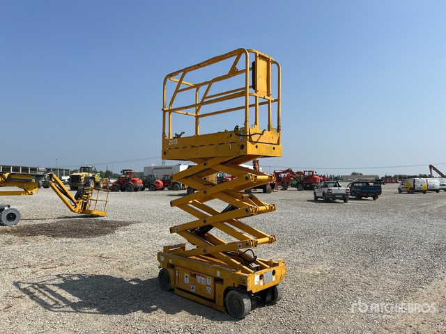 2009 Haulotte Optimum 8NT Electric Scissor Lift - Scissor lift: picture 3 2009 Haulotte Optimum 8NT Electric Scissor Lift - Scissor lift: picture 3