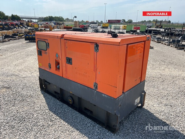 2011 Atlas Copco QAS40 (Inoperable) Generator Set - Generator set: picture 1 2011 Atlas Copco QAS40 (Inoperable) Generator Set - Generator set: picture 1