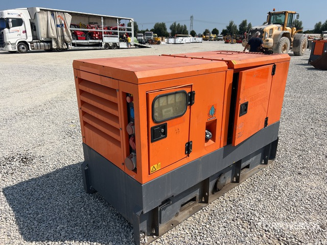 2011 Atlas Copco QAS40 (Inoperable) Generator Set - Generator set: picture 4 2011 Atlas Copco QAS40 (Inoperable) Generator Set - Generator set: picture 4