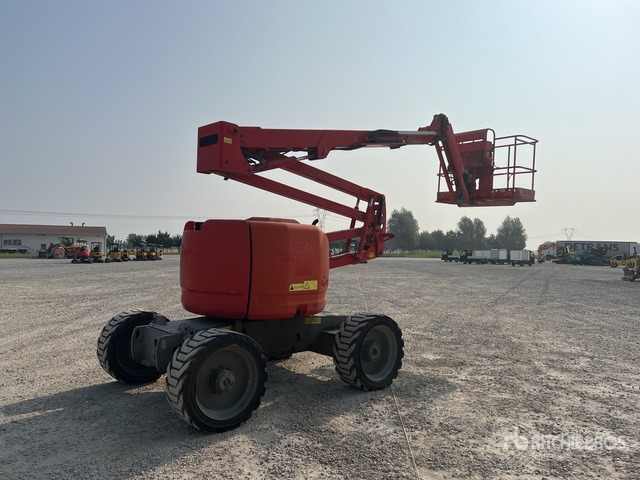 2011 Genie Z45/25 Diesel Articulating Boom Lift - Articulated boom: picture 4 2011 Genie Z45/25 Diesel Articulating Boom Lift - Articulated boom: picture 4