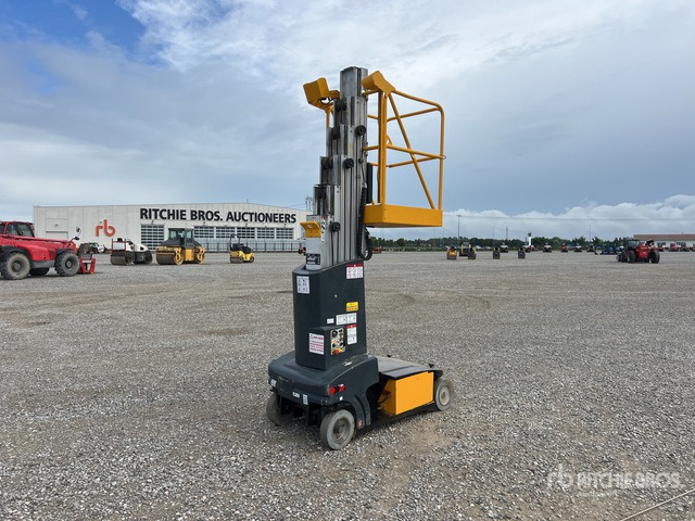 2011 JLG Toucan Junior 6B Vertical Mast Lift - Vertical mast lift: picture 3 2011 JLG Toucan Junior 6B Vertical Mast Lift - Vertical mast lift: picture 3