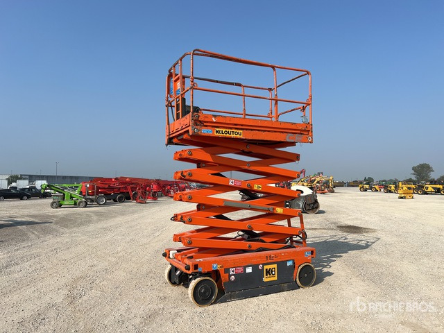 2012 Imer IT12122 Electric Scissor Lift - Scissor lift: picture 2 2012 Imer IT12122 Electric Scissor Lift - Scissor lift: picture 2