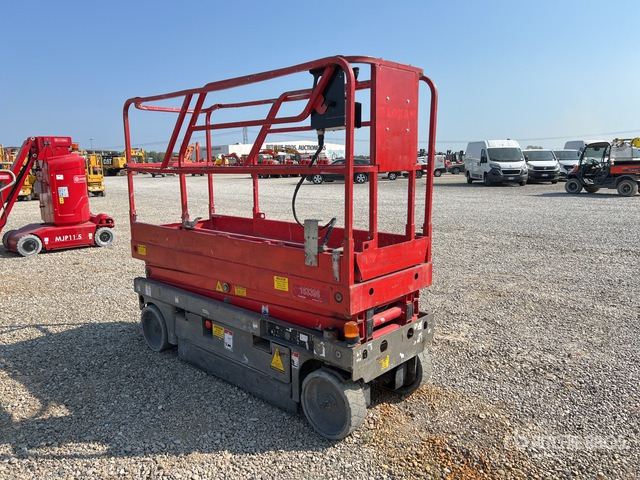 2014 Haulotte Compact 8 Electric (Inoperable) Scissor Lift - Scissor lift: picture 1 2014 Haulotte Compact 8 Electric (Inoperable) Scissor Lift - Scissor lift: picture 1