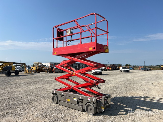 2014 Haulotte Compact 8 Electric Scissor Lift - Scissor lift: picture 3 2014 Haulotte Compact 8 Electric Scissor Lift - Scissor lift: picture 3