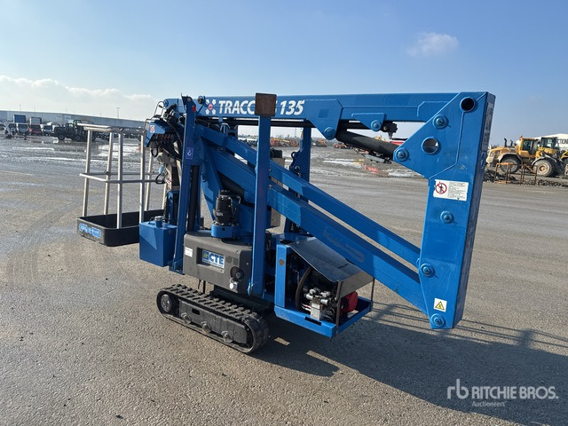 2015 CTE Traccess 135 Crawler Articulating Boom Lift - Articulated boom: picture 2 2015 CTE Traccess 135 Crawler Articulating Boom Lift - Articulated boom: picture 2