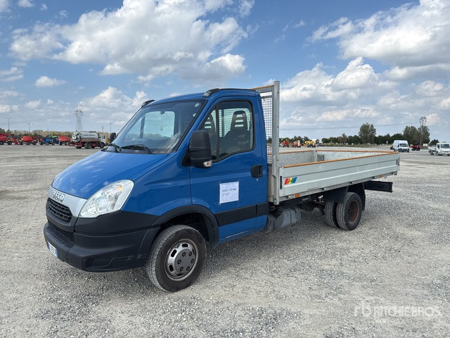 2015 Iveco Daily 35C11 Flatbed Truck - Dropside/ Flatbed truck: picture 2 2015 Iveco Daily 35C11 Flatbed Truck - Dropside/ Flatbed truck: picture 2