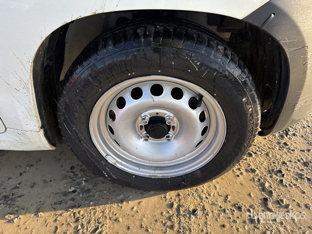 2016 Fiat Panda 1.3 MJT 80CV SES POP Van Truck - Box truck: picture 5 2016 Fiat Panda 1.3 MJT 80CV SES POP Van Truck - Box truck: picture 5