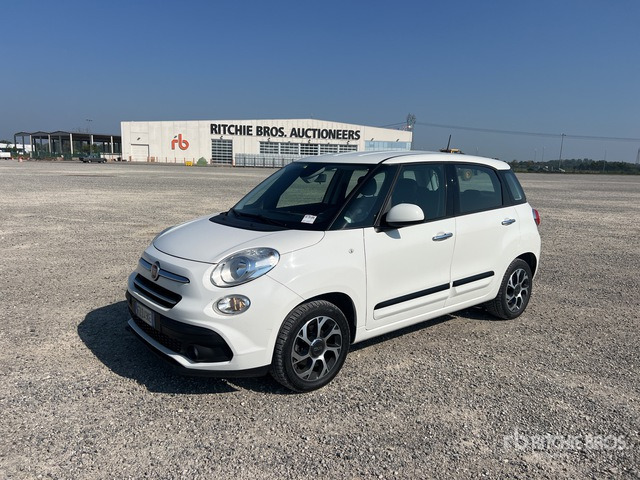 2019 Fiat 500L Automobile - Car: picture 1 2019 Fiat 500L Automobile - Car: picture 1