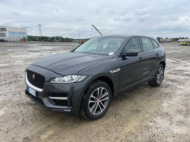 2019 Jaguar F-Pace 2.0D I4 180CV R-SPORT AWD SUV - SUV: picture 2 2019 Jaguar F-Pace 2.0D I4 180CV R-SPORT AWD SUV - SUV: picture 2