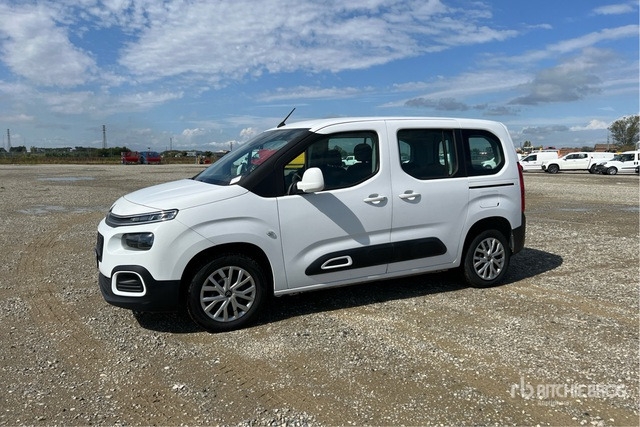 2021 Citroen Berlingo Autocarro furgonato - Small van: picture 2 2021 Citroen Berlingo Autocarro furgonato - Small van: picture 2