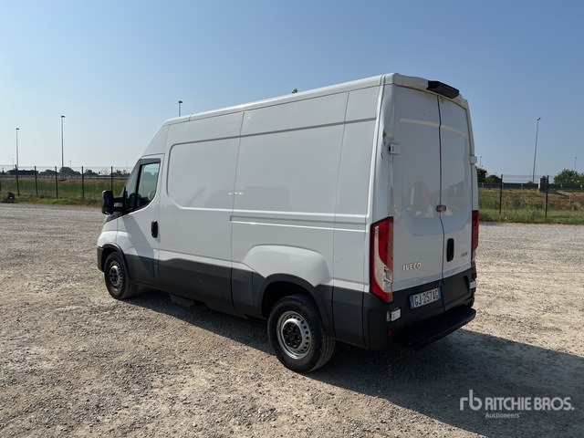 2022 Iveco Daily 35S14NV 3520 H2 BLUE P Van Truck - Panel van: picture 4 2022 Iveco Daily 35S14NV 3520 H2 BLUE P Van Truck - Panel van: picture 4