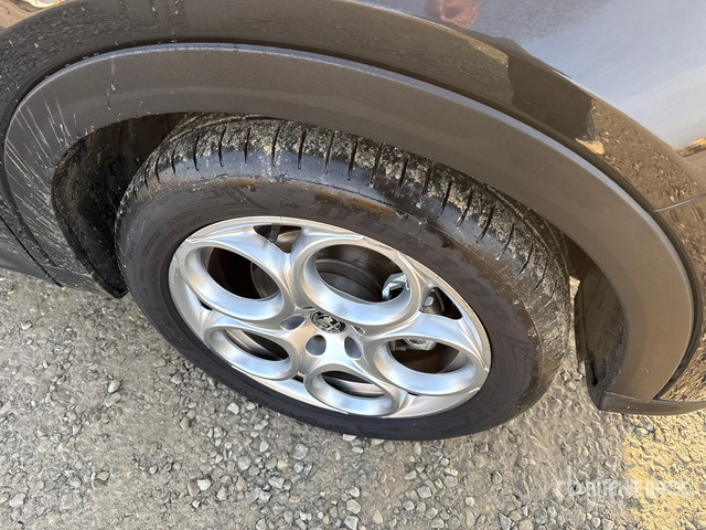 2023 Alfa Romeo Tonale 130CV HYBRID TCT7 SPRINT SUV - SUV: picture 4 2023 Alfa Romeo Tonale 130CV HYBRID TCT7 SPRINT SUV - SUV: picture 4