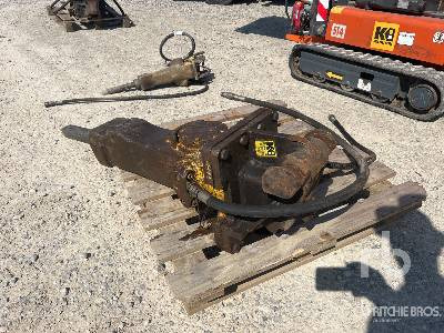 ATLAS COPCO SB 202 - Hydraulic hammer: picture 2 ATLAS COPCO SB 202 - Hydraulic hammer: picture 2